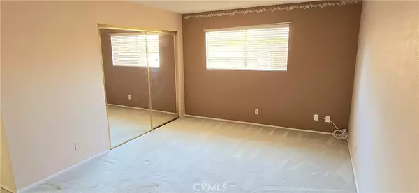 Lompoc, CA 93436,905 N L ST