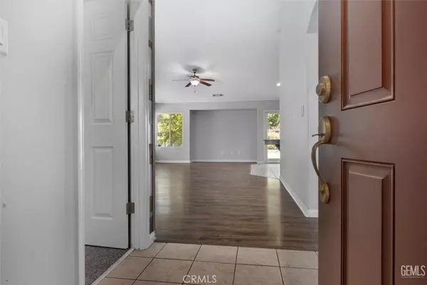 Bakersfield, CA 93314,13404 Cheyenne Mountain DR