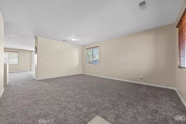 Bakersfield, CA 93311,9509 Metropolitan WAY