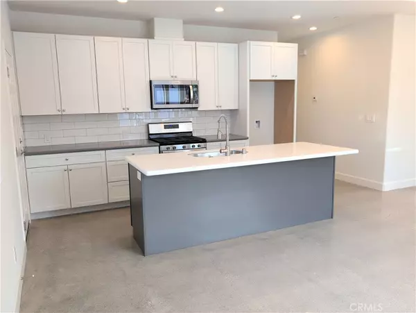 Oceano, CA 93445,1449 Ronald WAY