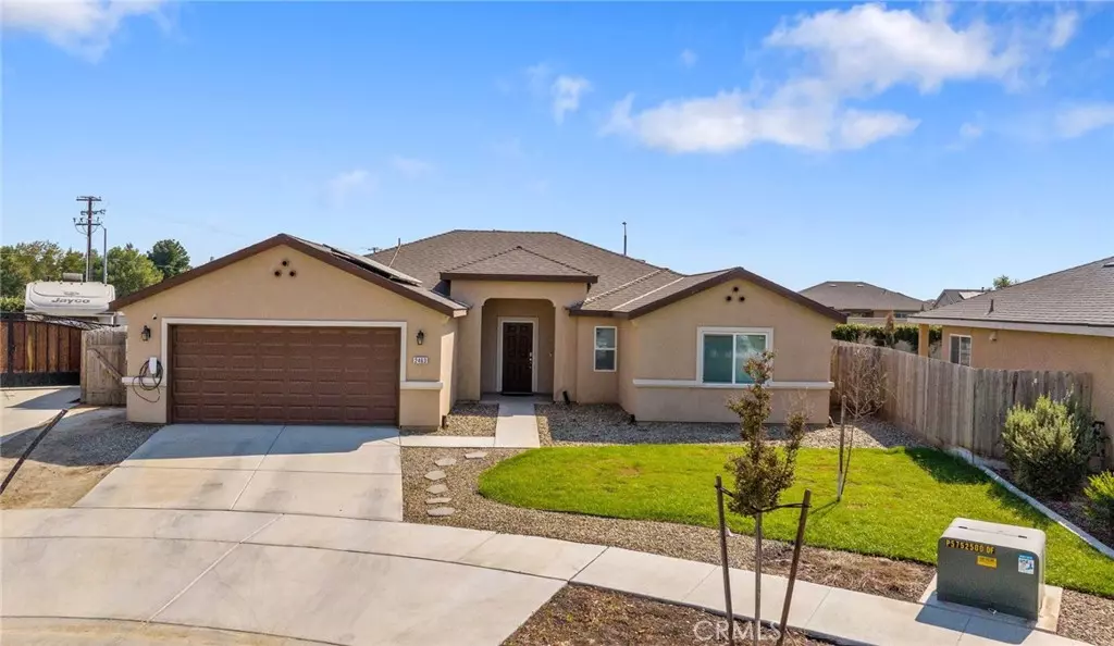 2463 Madeline DR, Hanford, CA 93230