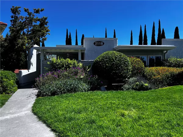 Laguna Woods, CA 92637,2119 Via Puerta #N