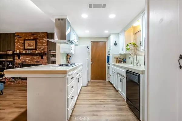 Visalia, CA 93277,2820 W Dorothea AVE