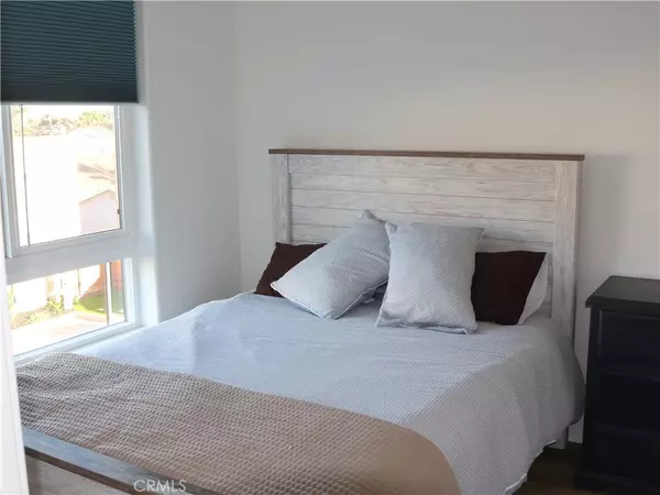 Grover Beach, CA 93433,402 W Grand AVE #302