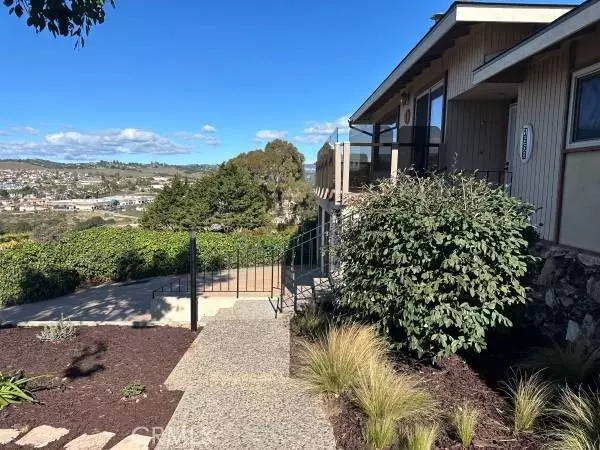 Arroyo Grande, CA 93420,1566 Hillcrest