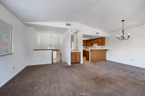 Arroyo Grande, CA 93420,277 Hillcrest DR #13