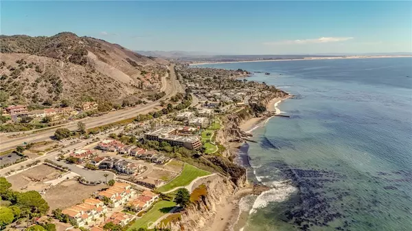 Pismo Beach, CA 93449,111 Greve PL