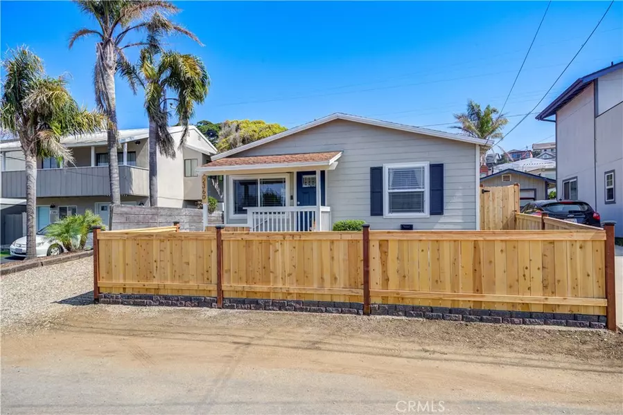 2360 Hemlock Ave, Morro Bay, CA 93442