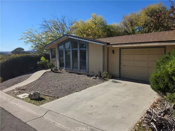 Paso Robles, CA 93446,301 Oak Meadow