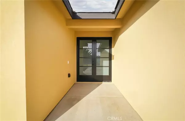 Bakersfield, CA 93307,4519 Vern ST