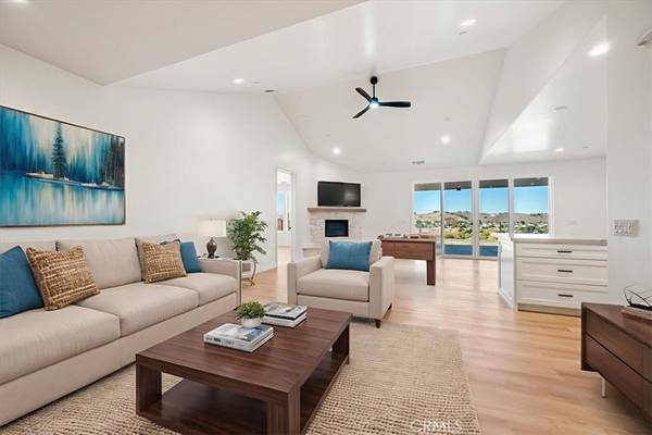 San Miguel, CA 93451,13165 N Bluffs