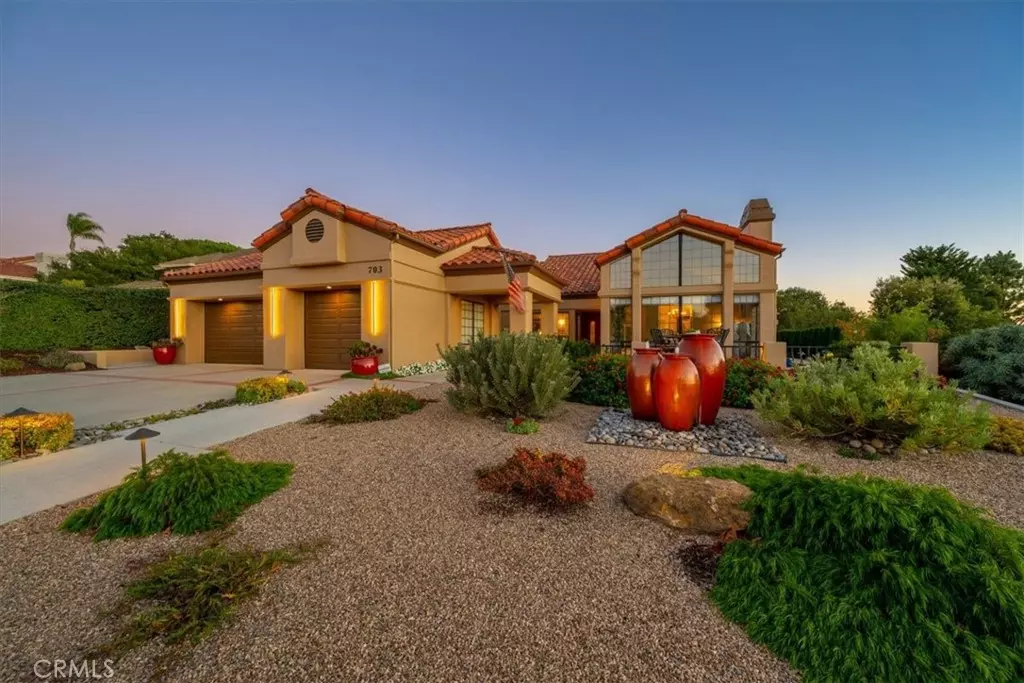 Arroyo Grande, CA 93420,703 Avenida De Diamante