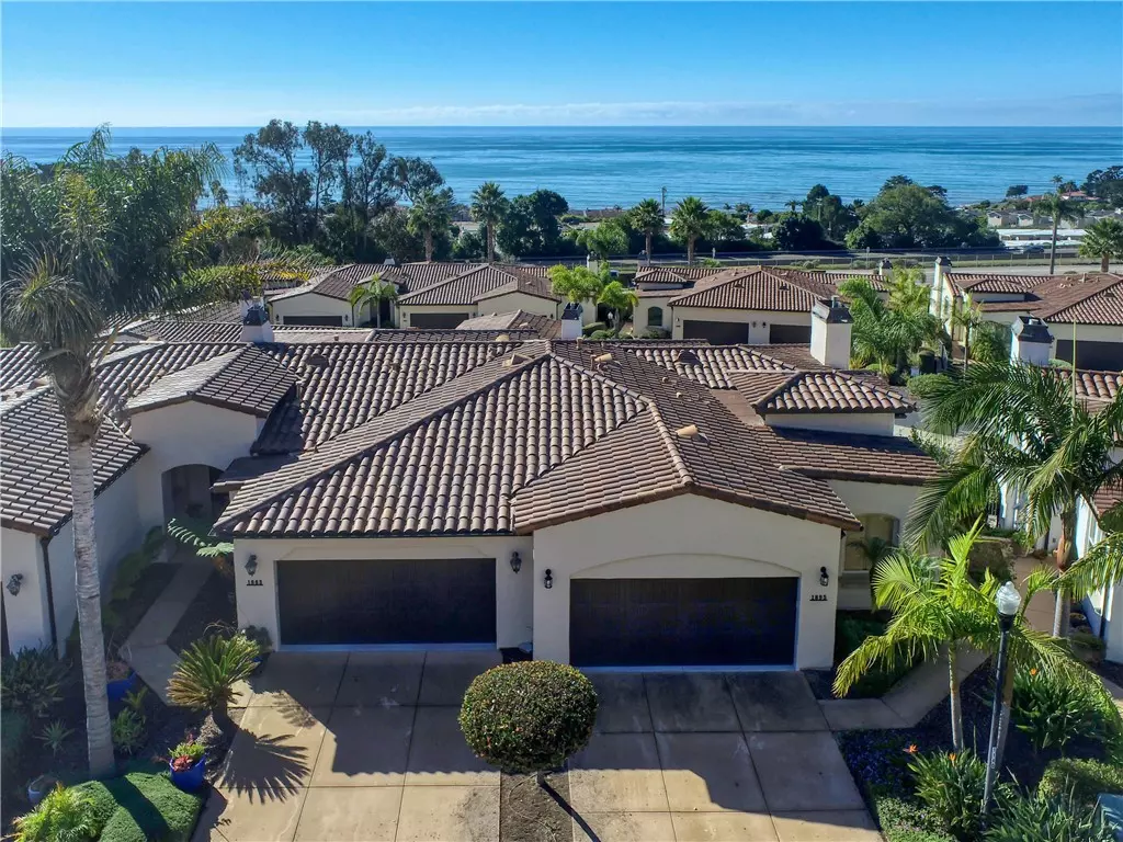 Pismo Beach, CA 93449,1895 Barcelona