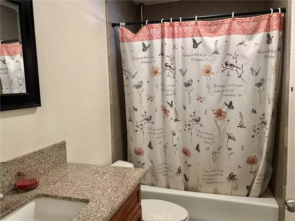 Santa Maria, CA 93458,1011 W Harding AVE