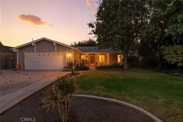 Visalia, CA 93277,1927 S Chinowth ST