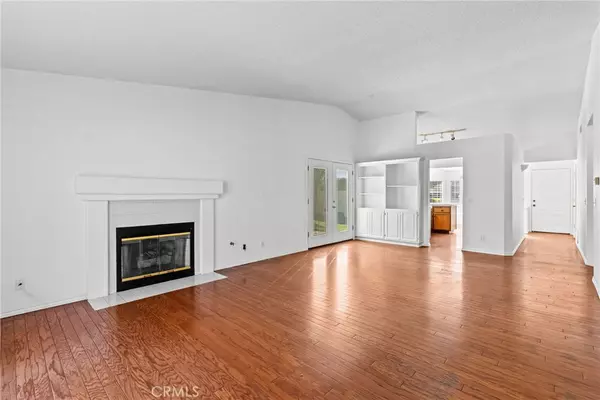 Santa Maria, CA 93455,515 El Nido CT