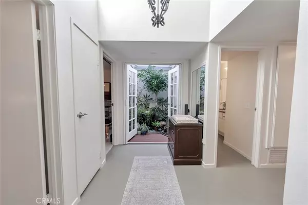 Mission Viejo, CA 92691,24636 Zena Ct.