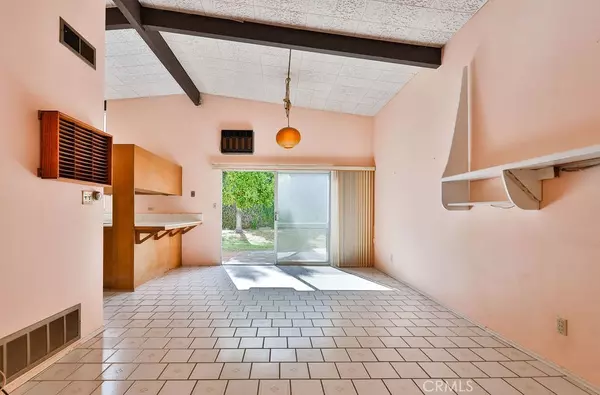 La Jolla, CA 92037,8312 Sugarman DR