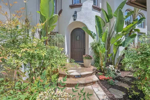 Ladera Ranch, CA 92694,10 Edendale ST