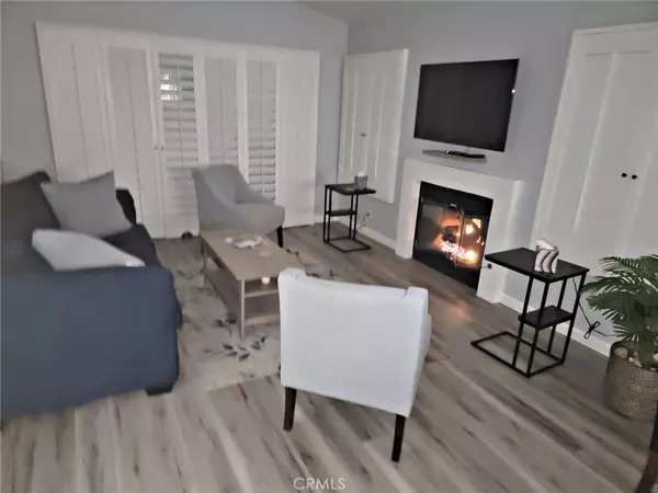 Palm Desert, CA 92211,38399 Nasturtium