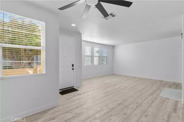 Lake Elsinore, CA 92530,1800 E Lakeshore #410