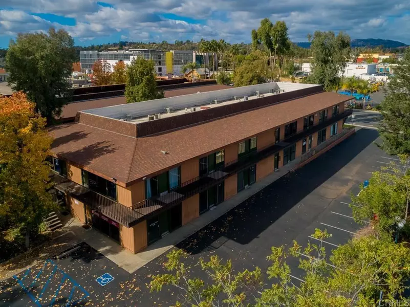 Escondido, CA 92025