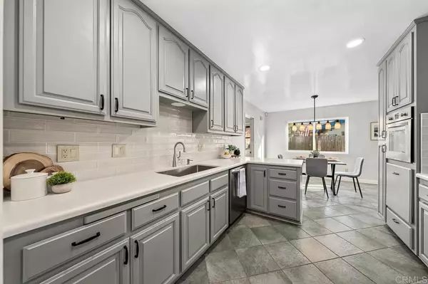 Bonita, CA 91902,3722 Duffy WAY