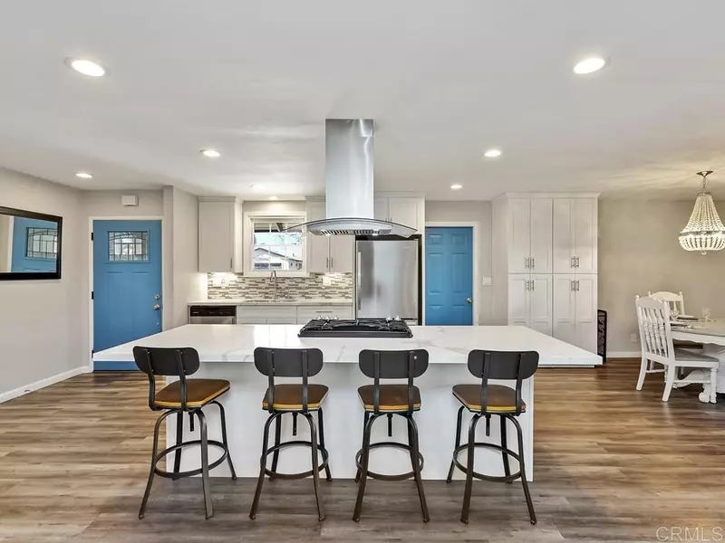 6239 Lake Arrowhead DR, San Diego, CA 92119