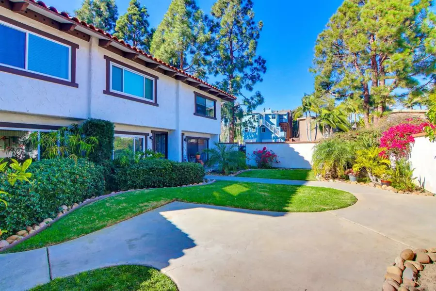 1781 Missouri ST, San Diego, CA 92109