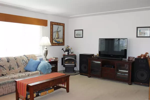 Lemon Grove, CA 91945,6702 Hibiscus DR