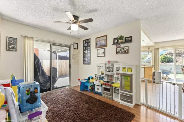Spring Valley, CA 91977,516 Galeon CT