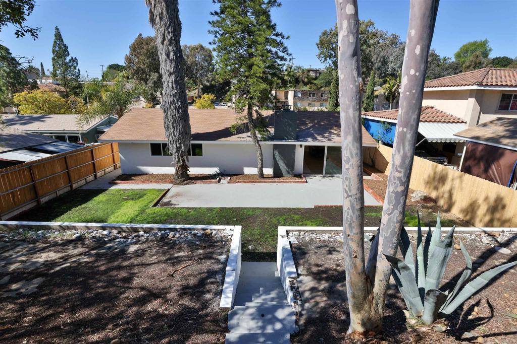 La Mesa, CA 91942,5705 Jackson DR