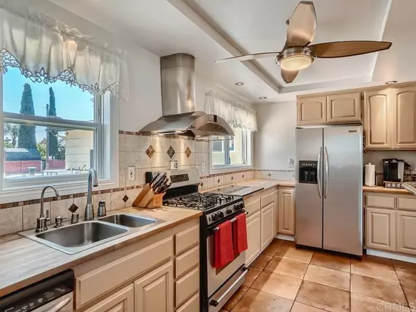 Lemon Grove, CA 91945,8070 Mount Vernon St