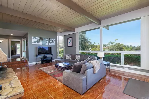 El Cajon, CA 92020,261 HORIZON HILLS DR.