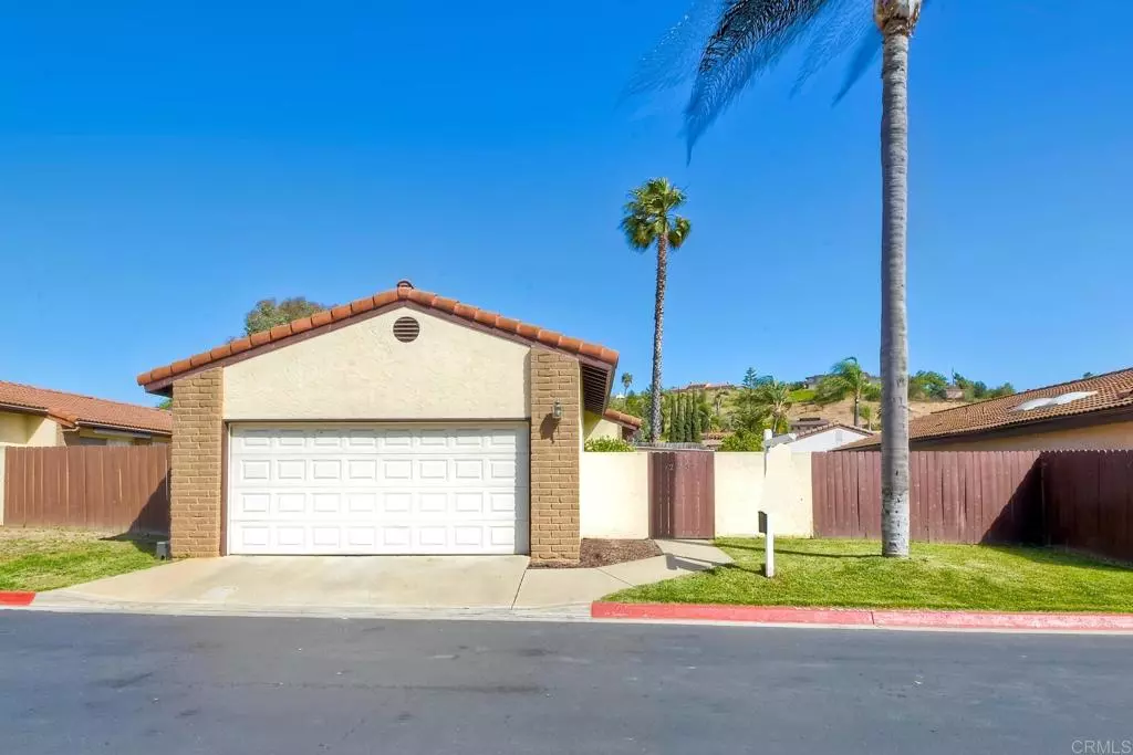 Escondido, CA 92027,2737 Diaz