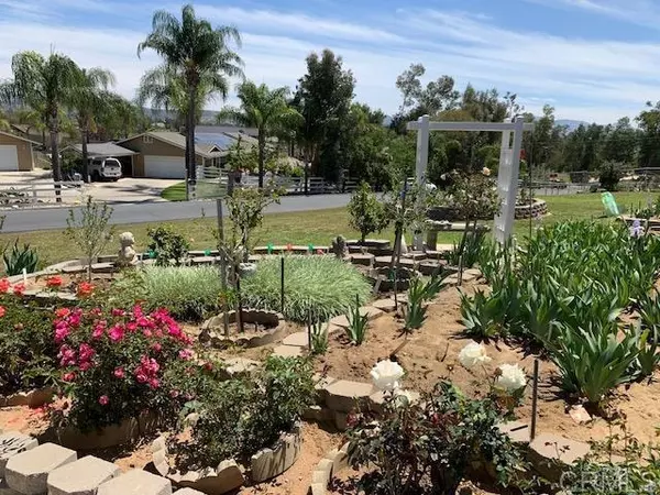 Ramona, CA 92065,652 Moonlight WAY
