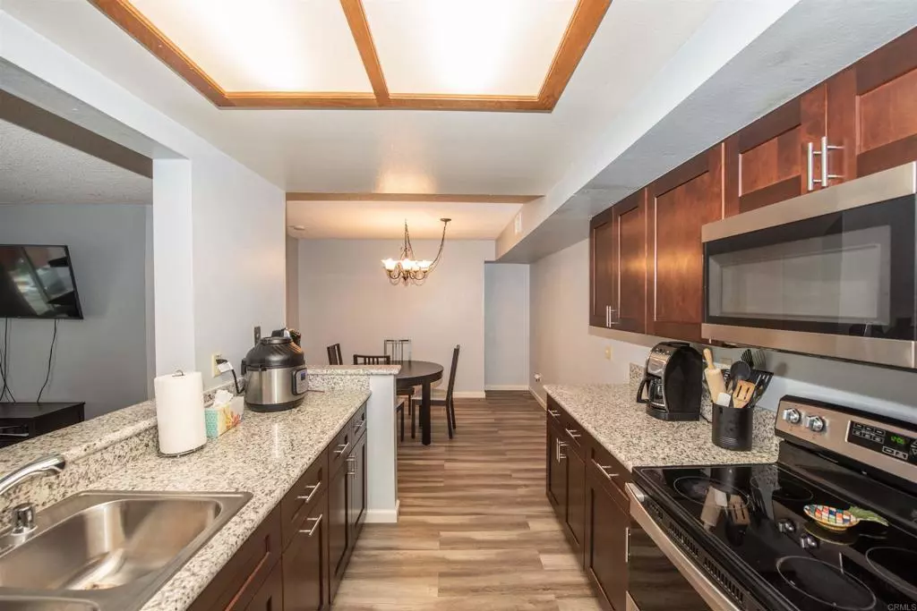 Escondido, CA 92025,1030 E Washington AVE #109