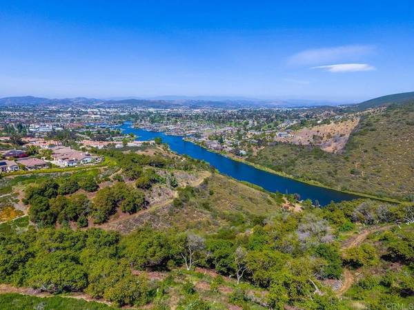 San Marcos, CA 92078,970 Camino del Arroyo DR