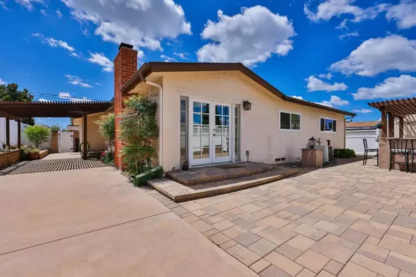 La Mesa, CA 91942,7680 torrem st