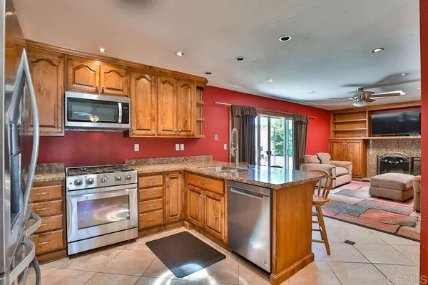 Santee, CA 92071,10240 Carreta DR