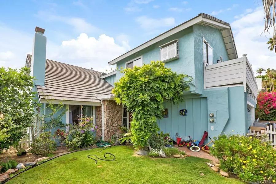 1868 1868A Pariva DR, Cardiff By The Sea, CA 92007