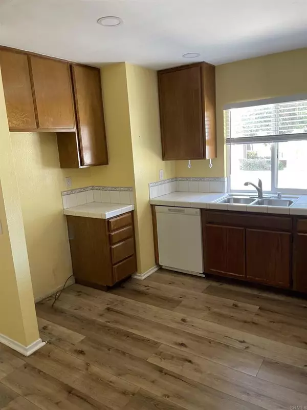 El Cajon, CA 92021,1166 Bostonia ST