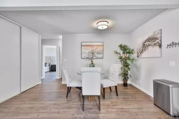 San Diego, CA 92122,8332 Regents RD #3A