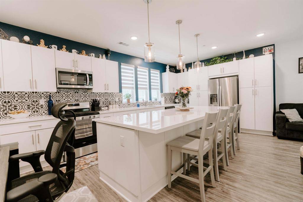 San Diego, CA 92154,5381 Calle Rockfish #61