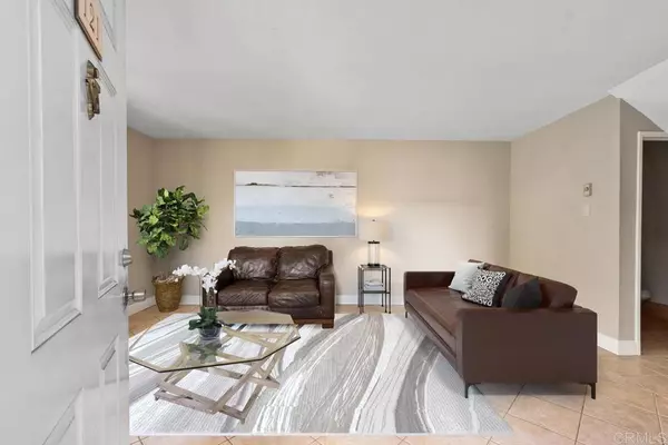 Spring Valley, CA 91977,10235 Madrid WAY #121