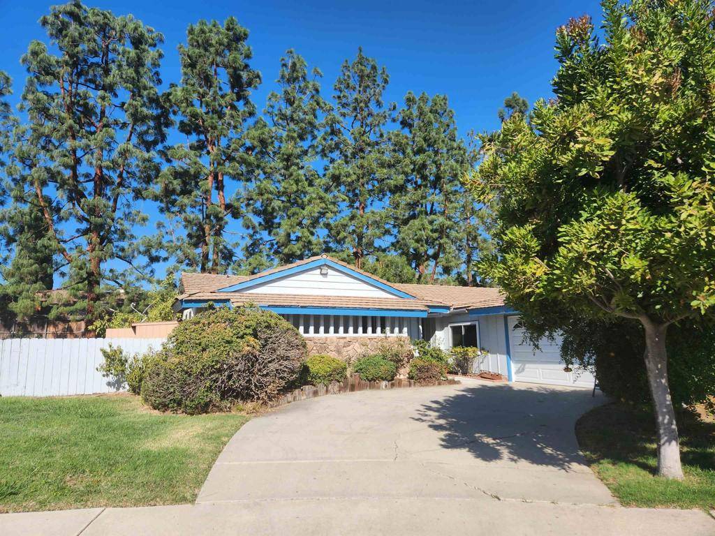 8816 Wigwam Court, Santee, CA 92071