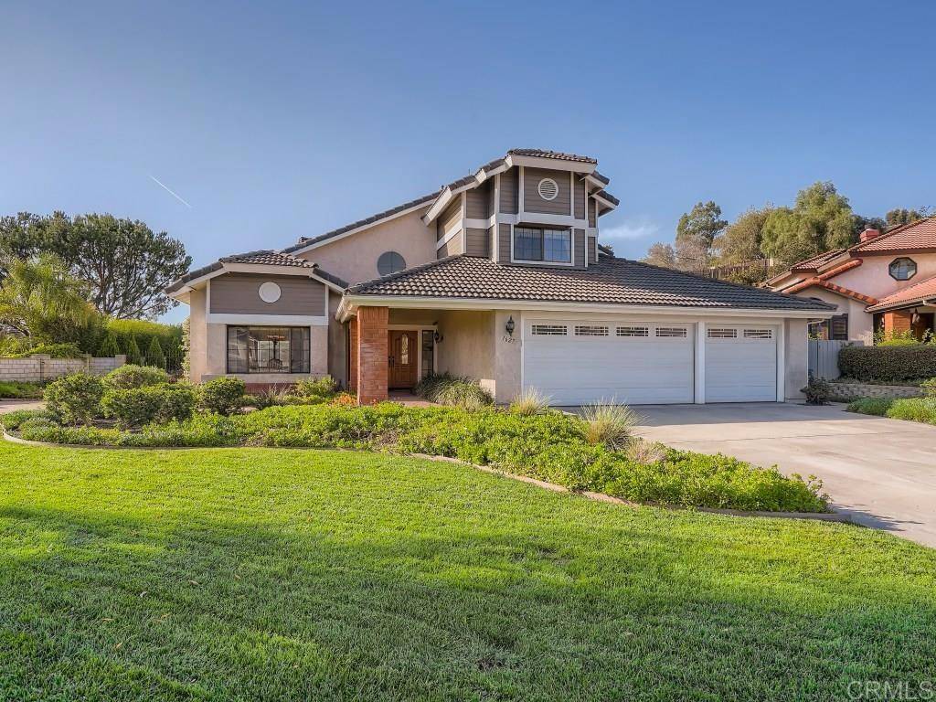 1627 Fuerte Bluff DR, El Cajon, CA 92019