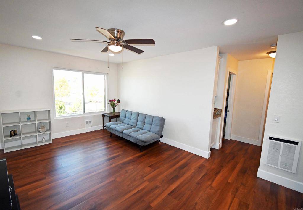 San Diego, CA 92105,1605 Pentecost WAY #7
