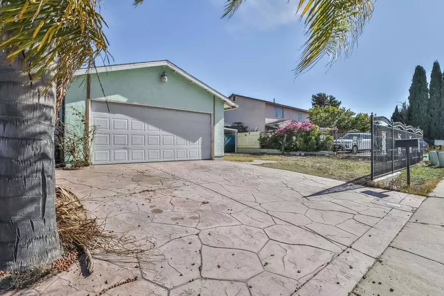 315 Sweetwood ST, San Diego, CA 92114