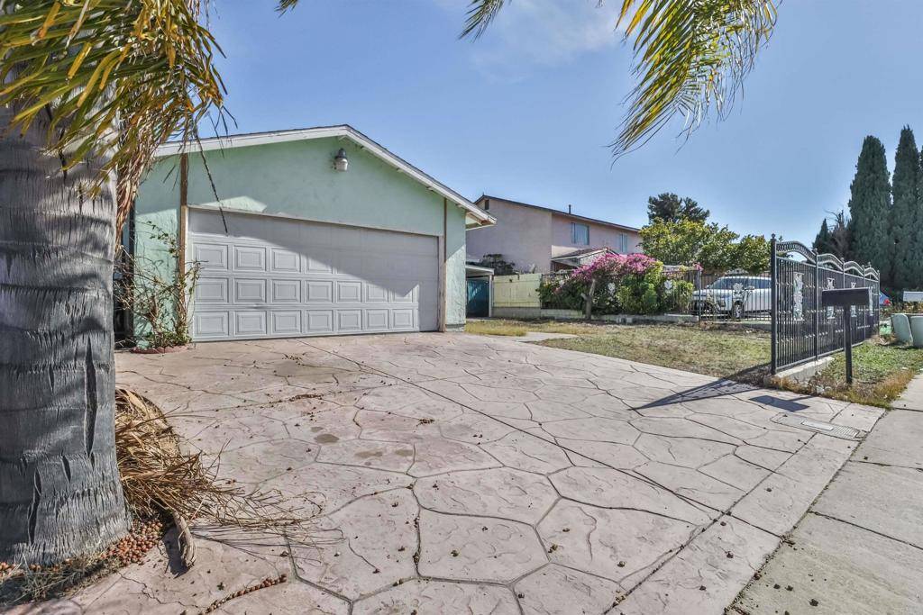 315 Sweetwood ST, San Diego, CA 92114